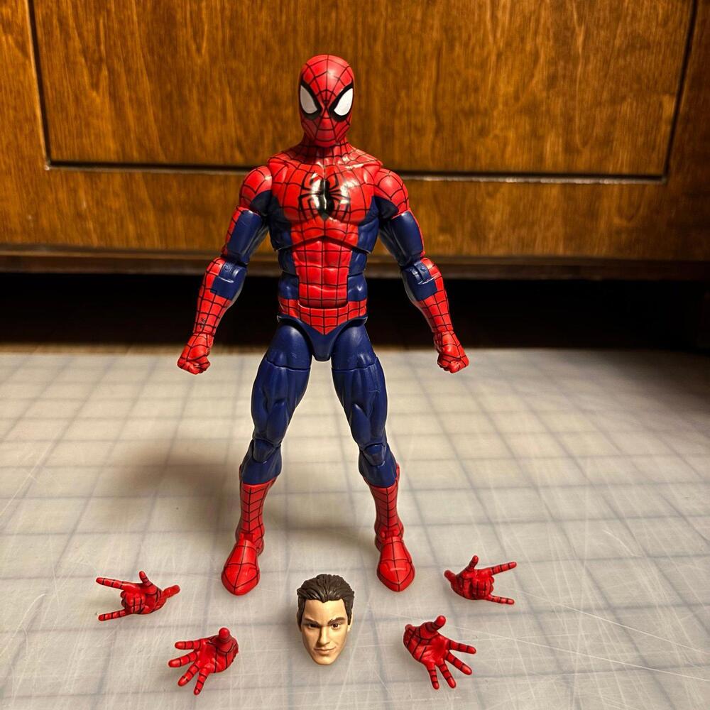 Marvel Legends Series Spider-Man - Renew Your Vows - Complete action figure
